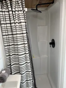 The Eagle's View - Tiny Home 4 - Image 2