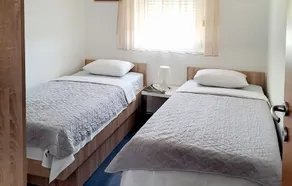 One-Bedroom Apartment In Klek - Image 4