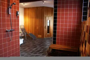 It Swin Tiny House Cabin - Image 2