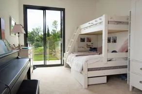 Architectural jewel: Villa on the Cote d'Azur - Image 4