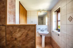 Anemone Woodstone House Shared Pool - Image 4