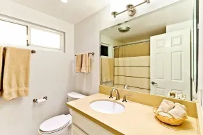 Beautiful Views - Sand Section of Manhattan Beach 2 Bed/2 Bath - Image 4