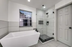 A Century Modern Luxurious Home Minutes from White Rock Lake & A Huge Backyard! - Image 4