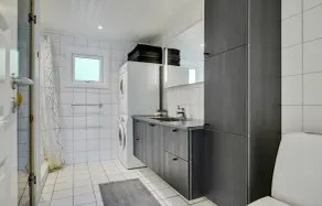 Amazing home in Væggerløse with sauna - Image 3