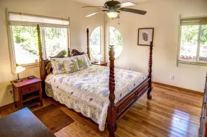 Kai Malolo (Quiet Seas) Oceanfront Eco-Home - Image 4