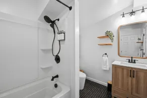 kids secret room, Canoes/Kayaks, fire pit, ev charger. - Image 4