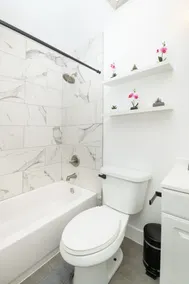 3Bedroom 2Bath near ASU with Heated Pool, Hot Tub, & Massive Putting Green - Image 3