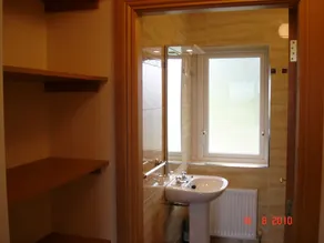 Bradleys Cottage Creeslough - Image 2