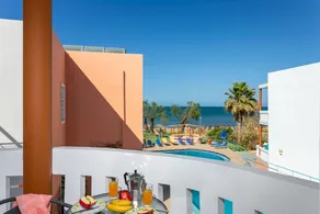 Eden Beach Hotel - Image 3