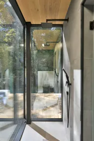 ÖÖD Texas Mirror House (Houston) - Image 2