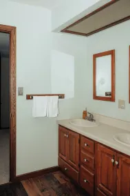 ¡Vista de Majestic Keweenaw Bay, sauna, jacuzzi, piscina y más! - Image 5