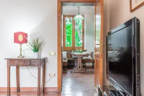 Skøn privat feriebolig for 8 personer med WIFI, klimaanlæg, TV, gårdhave og panorama udsigt - Image 2