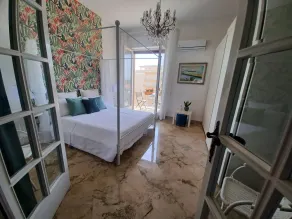 Family sized trendy flat in the heart of Marsala with balconies and sea view - Image 5