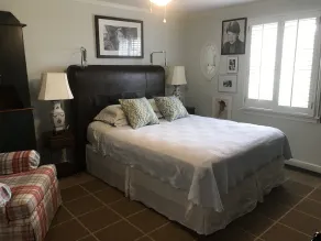 Manhasset Bay Waterfront Cottage. Einfache Fahrt nach NYC und ruhige, friedliche Umgebung - Image 4