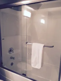 Em TheRock BnB ~ suite moderna - Image 4