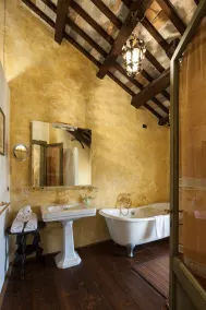 Stunning ancient tower of a Friulian castle: Your Private Noble Retreat - Image 2