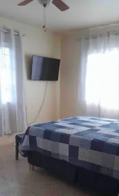 Spacious 2 bed one bath unit. - Image 4