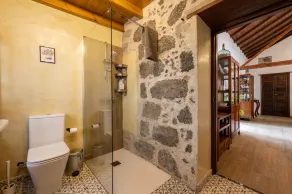 Quiet and cozy rural house with Jacuzzi and Barbecue  - Image 3