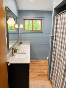 Waterfront on Lake Huron- NEW Kitchen & Bathroom - Image 4