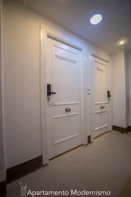Appartement-Modernismo-SDB privée avec douche-Vue ville - Image 4