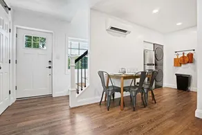 Cozy Apt with King Bed - Full Kitchen - Desk Area - Image 4