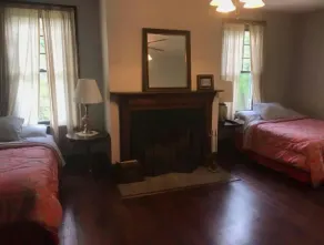 Beautiful, Spacious Historic Victorian Near Ski Liberty - Image 4
