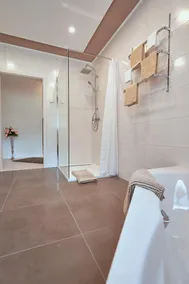 Deluxe | National Park | Spacious & Relaxing | Extras - Image 3