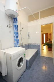 Apartamento para dos personas en la playa Kali, Ugljan (A-8503-a) - Image 2