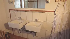Große, komfortable Ferienwohnung in ruhiger Ortsrandlage. - Image 3