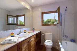 Villa Pinar by Villa Plus - Image 2