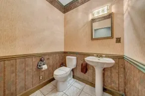 Blackwater Castle w/ Private Pool, Arcade, Hot Tub - Image 4
