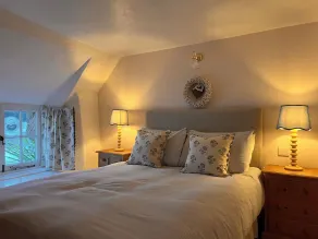 A Peaceful 4 Bedroom Riverside Property Located Near Dartmouth In South Devon - Image 3