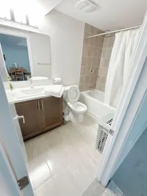 Beautiful rooms with Netflix - Image 2