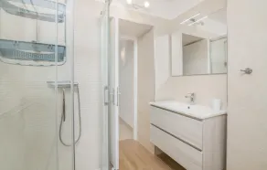 Awesome Home in Dobrinj With Wifi and 2 Bedrooms - Image 4