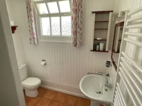 Charming house with large enclosed garden, at the foot of the dunes â 4 km from the ocean - Image 3
