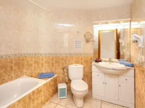 Apartment Palmiers I-6 by Interhome - Image 3