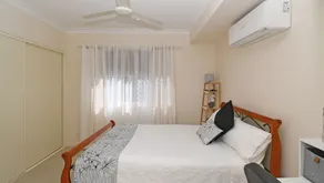 GetAwayStay - 3BR - Aircon - WiFi - Smart TV - Image 5