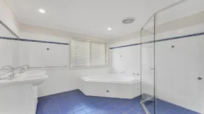 OCEAN BREEZE, WAMBERAL - POOL & TENNISPLATZ, 400 M WEG ZU STRAND & LAGOON - Image 2