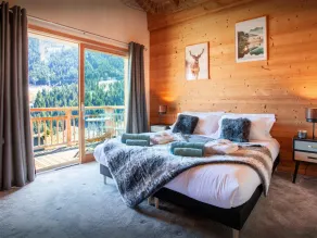 Chalet Levant Blanc - base alpine pour 14 avec salle de jeux - OVO Network - Image 4