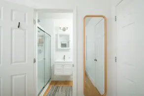 Cheerful 2-BDRM/2.5 Bathroom Home Near DWTN & UF - Image 4
