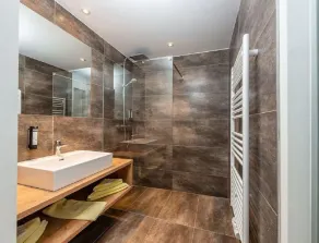 Standard Double Room - Pehab Hotel - Image 5