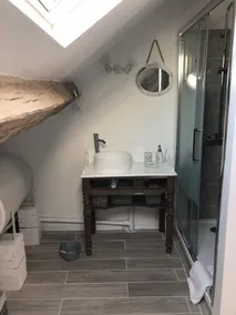 Charmantes Ferienhaus Les Trois Chênes - Image 4