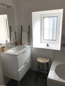 Magnifique maison restaurée dans parc boisé de 20 hectares - Image 2