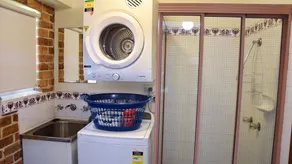Birchgrove Terrace 1 - Bring your own linen - Image 2
