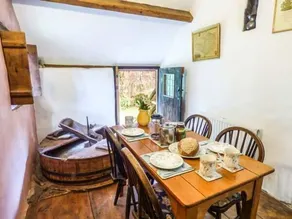 THE MILL, pet friendly, character holiday cottage in Bicknoller - Image 5