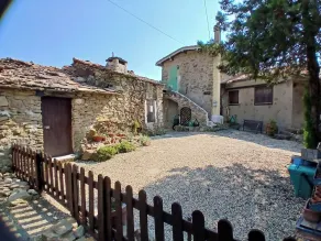 Cozy Cottage Retreat in Berzi - Image 3