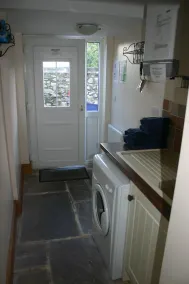 Bakewell  Stone Cottage/Sleeps 4/Log Burning Stove/Parking /2 Bathrooms/ WiFi - Image 4