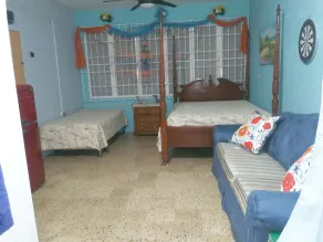 Blue Whales Apt. <br>2 BR for 4 guest or 1 BR for 2 guest complete privates. - Image 5