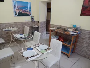 B&B Quattro Palazzi Napoli Centro - Image 3