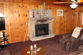Rustic Chapparal Cabin at Bass Lake Heights - Image 5